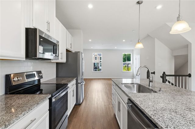 233 Chesna Dr, Whitehall, PA 15234