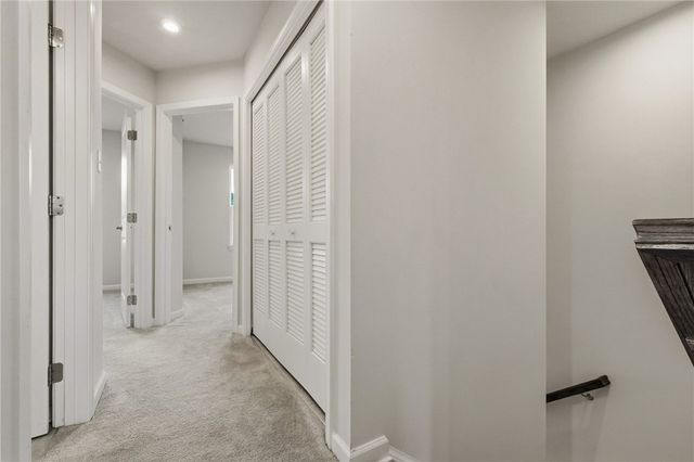 233 Chesna Dr, Whitehall, PA 15234