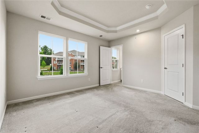 233 Chesna Dr, Whitehall, PA 15234