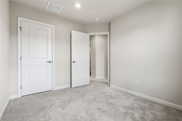 233 Chesna Dr, Whitehall, PA 15234