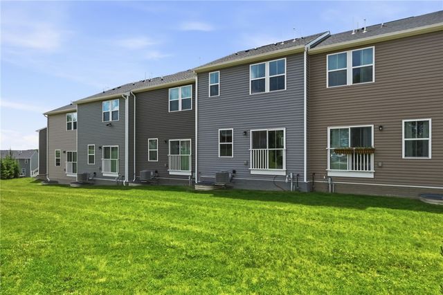 233 Chesna Dr, Whitehall, PA 15234