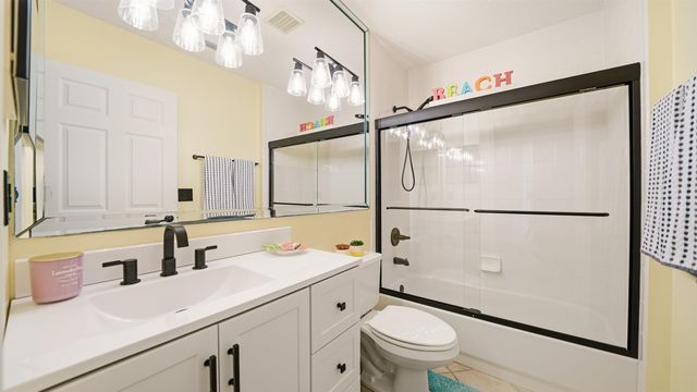 705 Augusta Cir, St Augustine, FL 32086