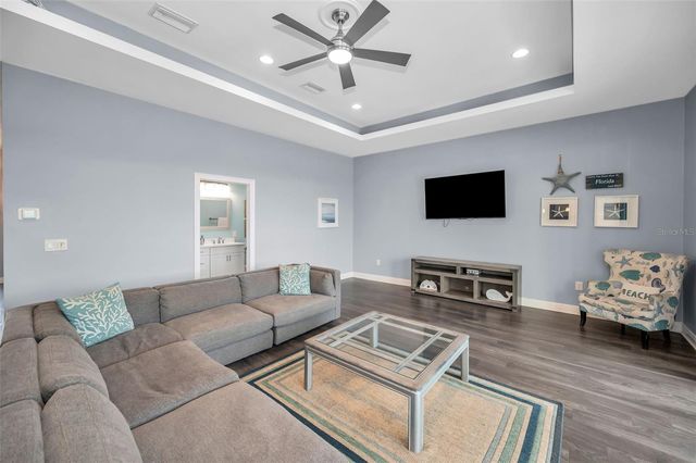 3120 CLINTON STREET S, Gulfport, FL 33707