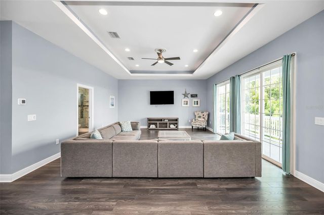 3120 CLINTON STREET S, Gulfport, FL 33707