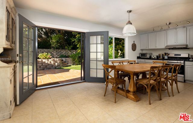 1624 Shoreline Drive, Santa Barbara, CA 93109