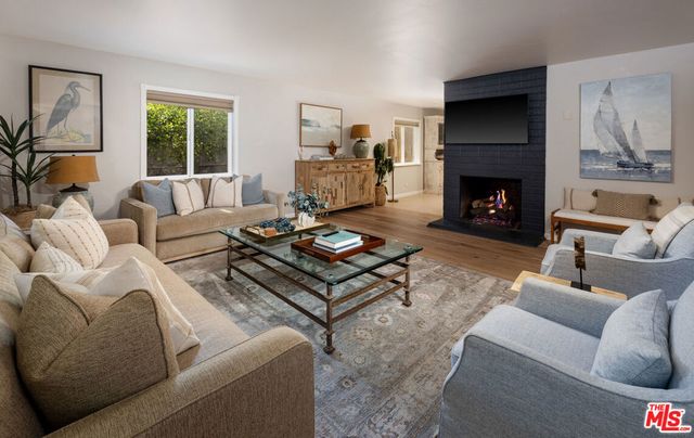 1624 Shoreline Drive, Santa Barbara, CA 93109