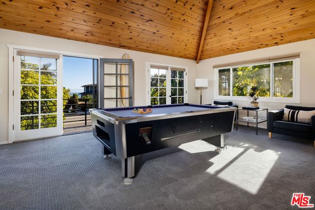 1624 Shoreline Drive, Santa Barbara, CA 93109