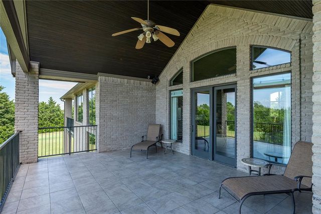 4975 N Santa Fe Avenue, Edmond, OK 73025