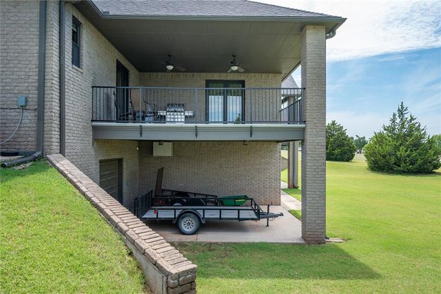 4975 N Santa Fe Avenue, Edmond, OK 73025