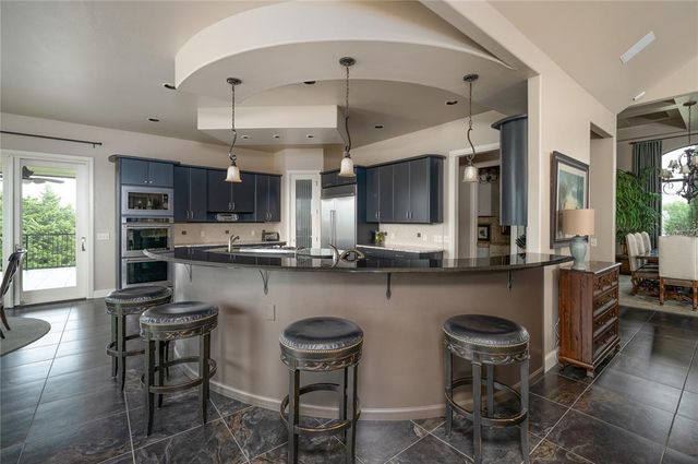 4975 N Santa Fe Avenue, Edmond, OK 73025