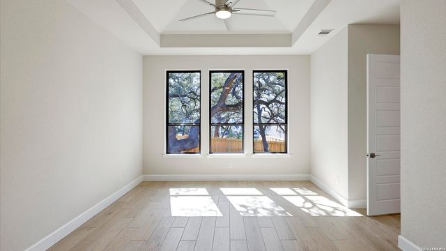 313 Sanders Creek, Boerne, TX 78006