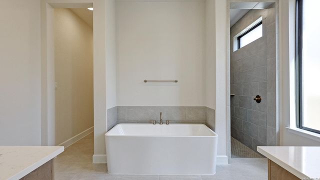 313 Sanders Creek, Boerne, TX 78006