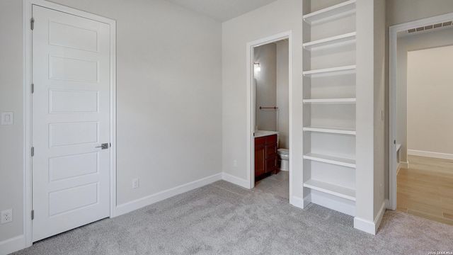 313 Sanders Creek, Boerne, TX 78006