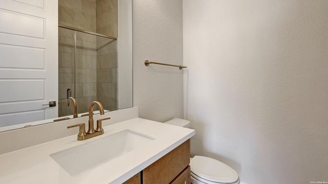 313 Sanders Creek, Boerne, TX 78006