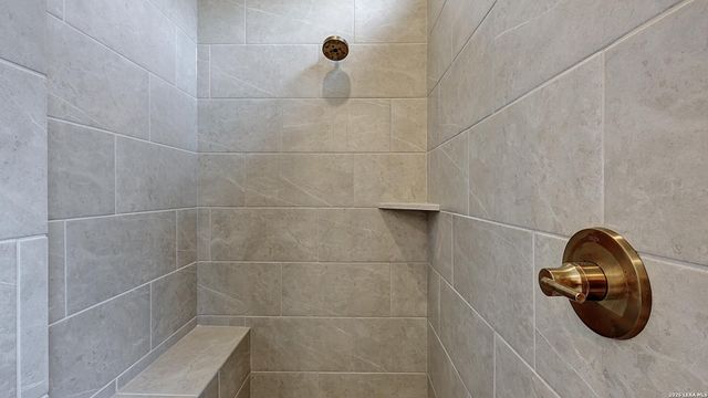 313 Sanders Creek, Boerne, TX 78006