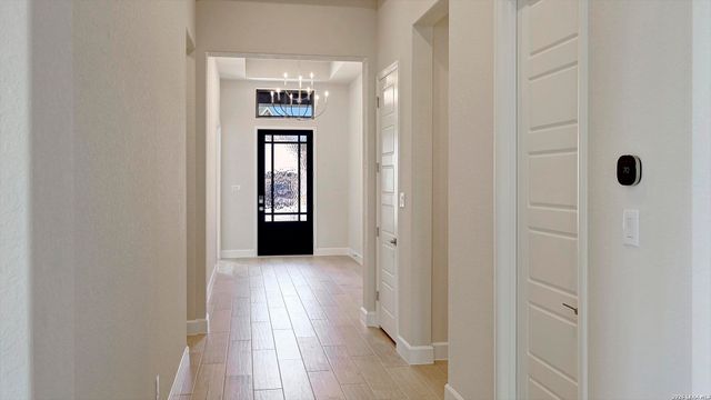 313 Sanders Creek, Boerne, TX 78006