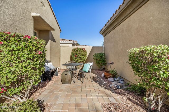 13318 W EL SUENO Court, Sun City West, AZ 85375