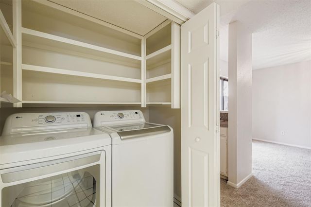 8600 Tallwood Dr A & B, Austin, TX 78759