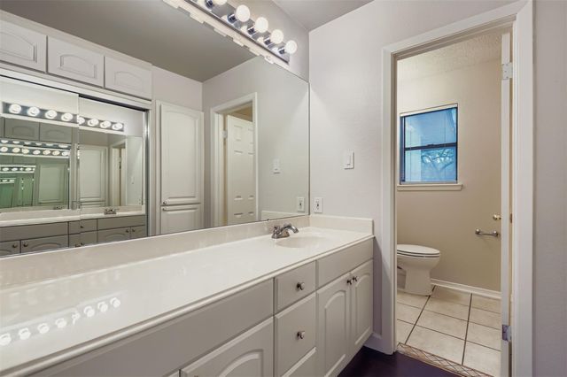 8600 Tallwood Dr A & B, Austin, TX 78759
