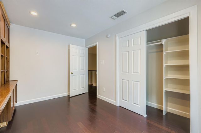 8600 Tallwood Dr A & B, Austin, TX 78759