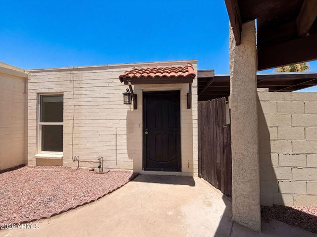 1725 N DATE -- 70, Mesa, AZ 85201