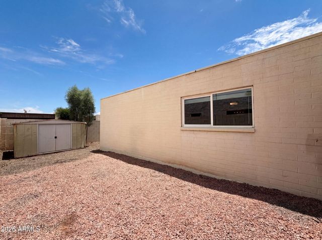 1725 N DATE -- 70, Mesa, AZ 85201