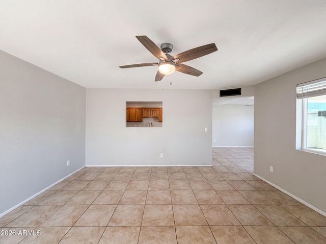 1725 N DATE -- 70, Mesa, AZ 85201