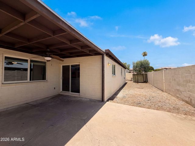 1725 N DATE -- 70, Mesa, AZ 85201
