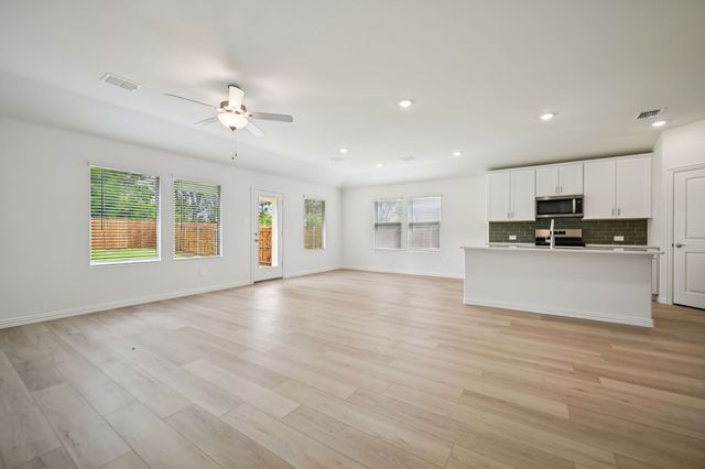 2231 Rannoch Street, Sherman, TX 75092