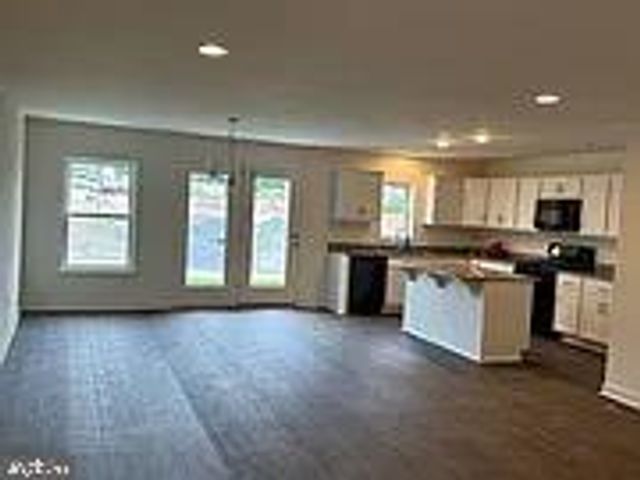 7215 WHITE OAK BLVD, Harrisburg, PA 17112