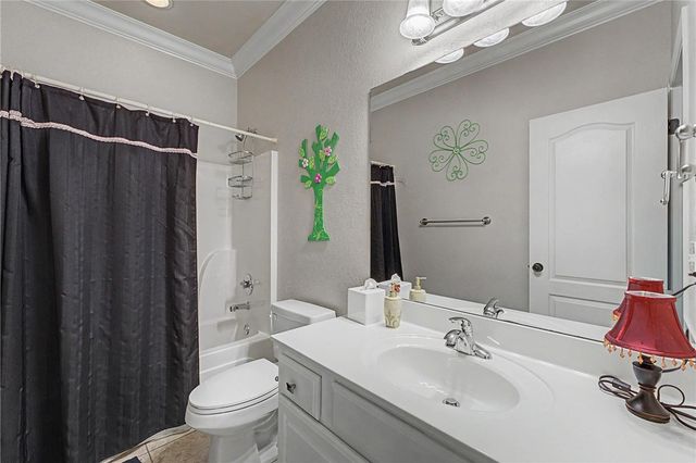 12 Hoyer Lane, Bella Vista, AR 72714