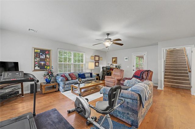 12 Hoyer Lane, Bella Vista, AR 72714