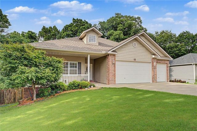 12 Hoyer Lane, Bella Vista, AR 72714