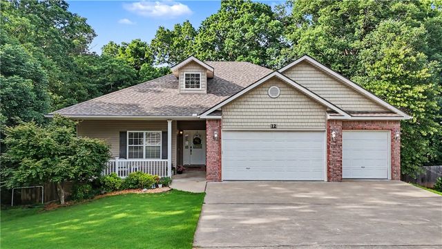 12 Hoyer Lane, Bella Vista, AR 72714