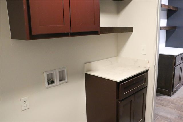 621 Honey Springs Lane, Shawnee, OK 74804