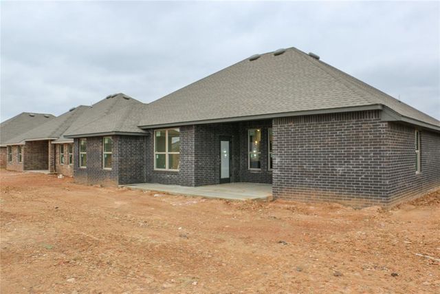 621 Honey Springs Lane, Shawnee, OK 74804