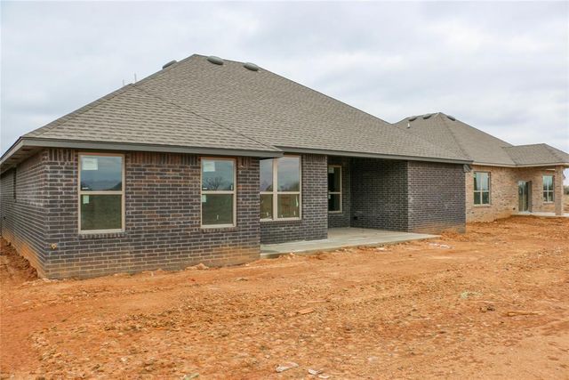 621 Honey Springs Lane, Shawnee, OK 74804