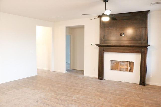 621 Honey Springs Lane, Shawnee, OK 74804