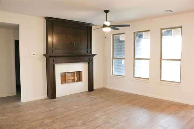 621 Honey Springs Lane, Shawnee, OK 74804