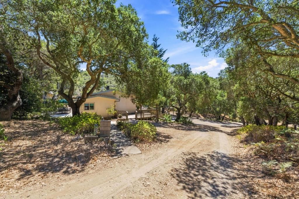 Image 4 of property listing at 18820 Vierra Canyon Road, Salinas, CA 93907