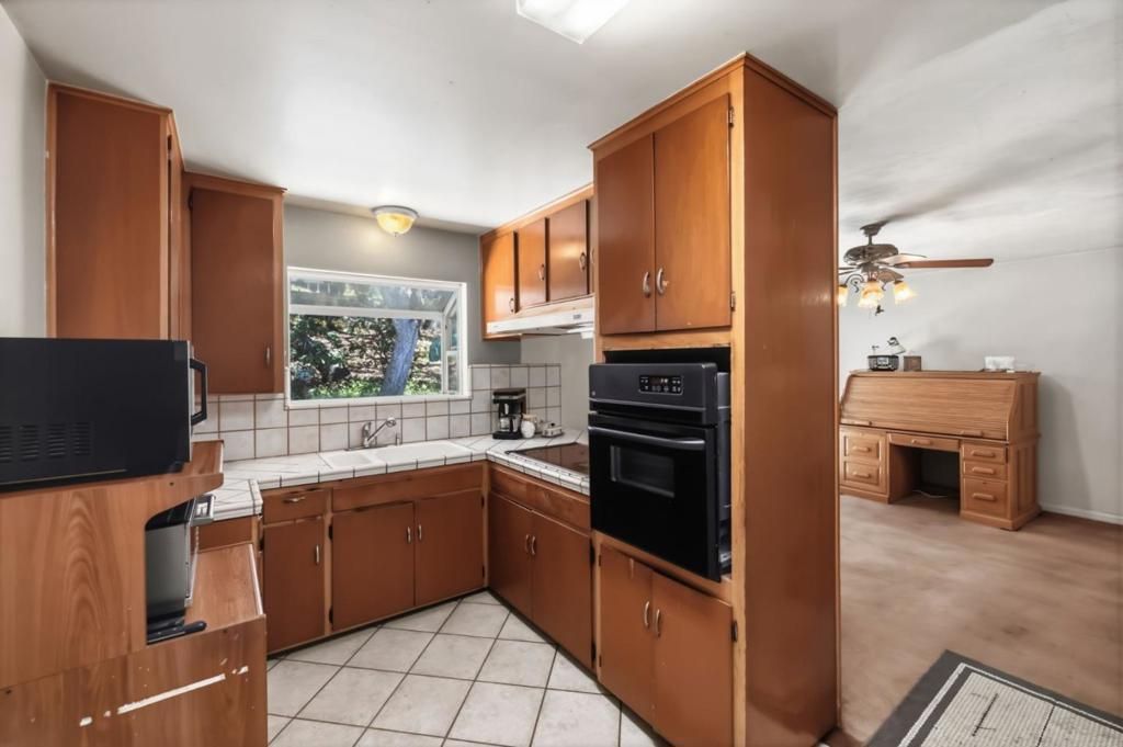 Image 8 of property listing at 18820 Vierra Canyon Road, Salinas, CA 93907