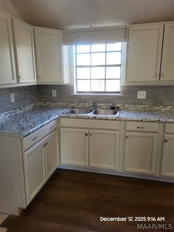 1024 N Gap Loop, Montgomery, AL 36110