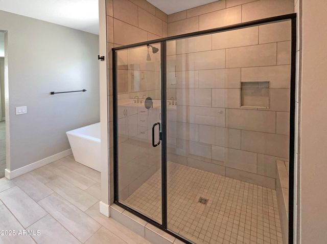 11663 W LUXTON Lane, Avondale, AZ 85323