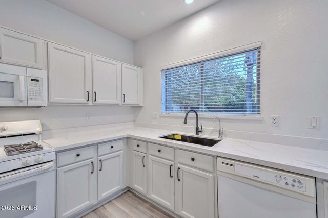 26435 N 42ND Place, Phoenix, AZ 85050