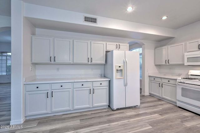 26435 N 42ND Place, Phoenix, AZ 85050