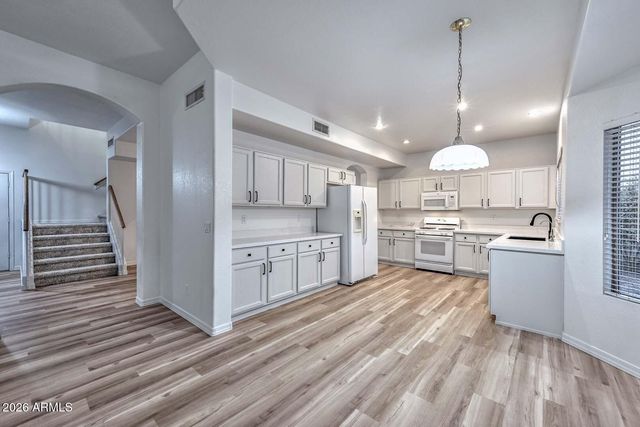 26435 N 42ND Place, Phoenix, AZ 85050