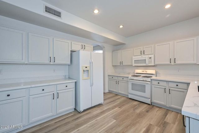 26435 N 42ND Place, Phoenix, AZ 85050