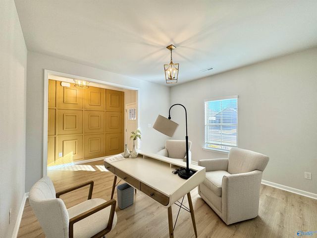 208 Cobbdale Park Drive, Harvest, AL 35749