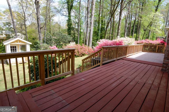 618 Dorsey Circle SW, Lilburn, GA 30047