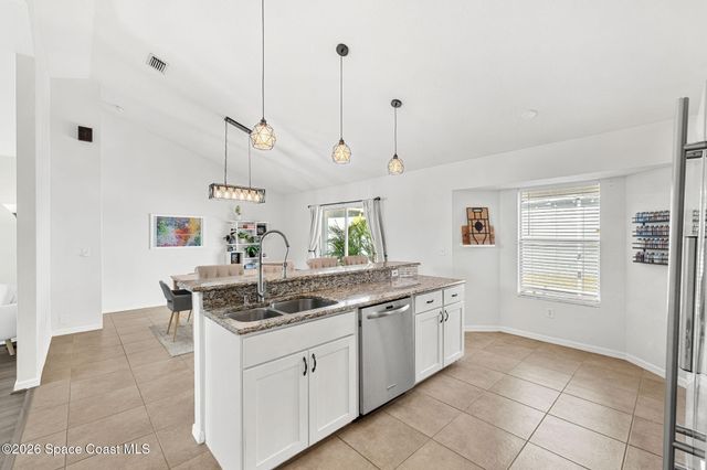 1924 Fabien Circle, Melbourne, FL 32940